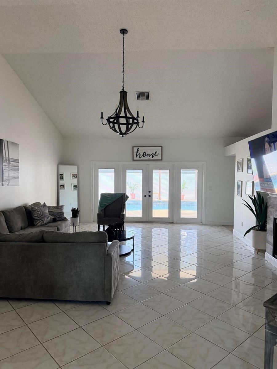 15126 NIGHTHAWK DR, TAMPA, FL — photo 11