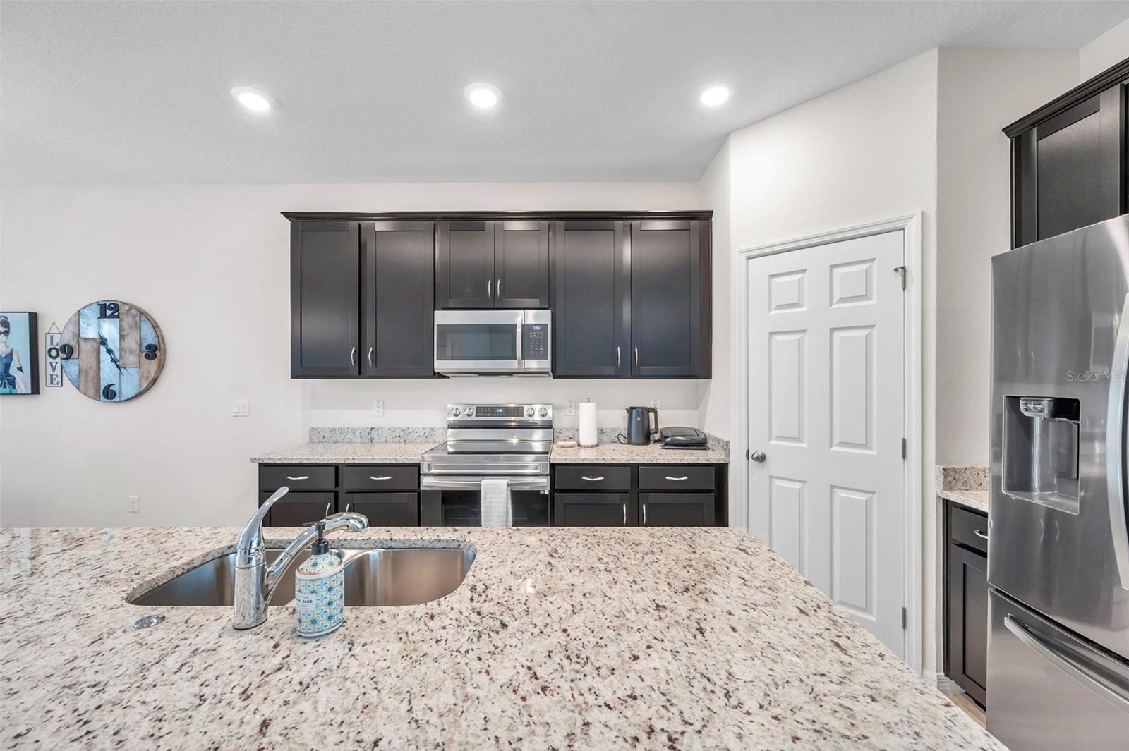 4966 AVALON PARK BLVD, WESLEY CHAPEL, FL — photo 21