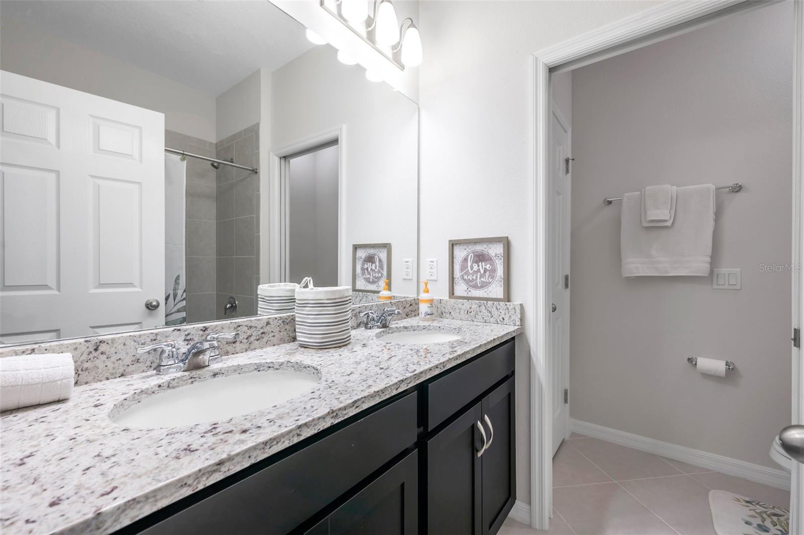 4966 AVALON PARK BLVD, WESLEY CHAPEL, FL — photo 33