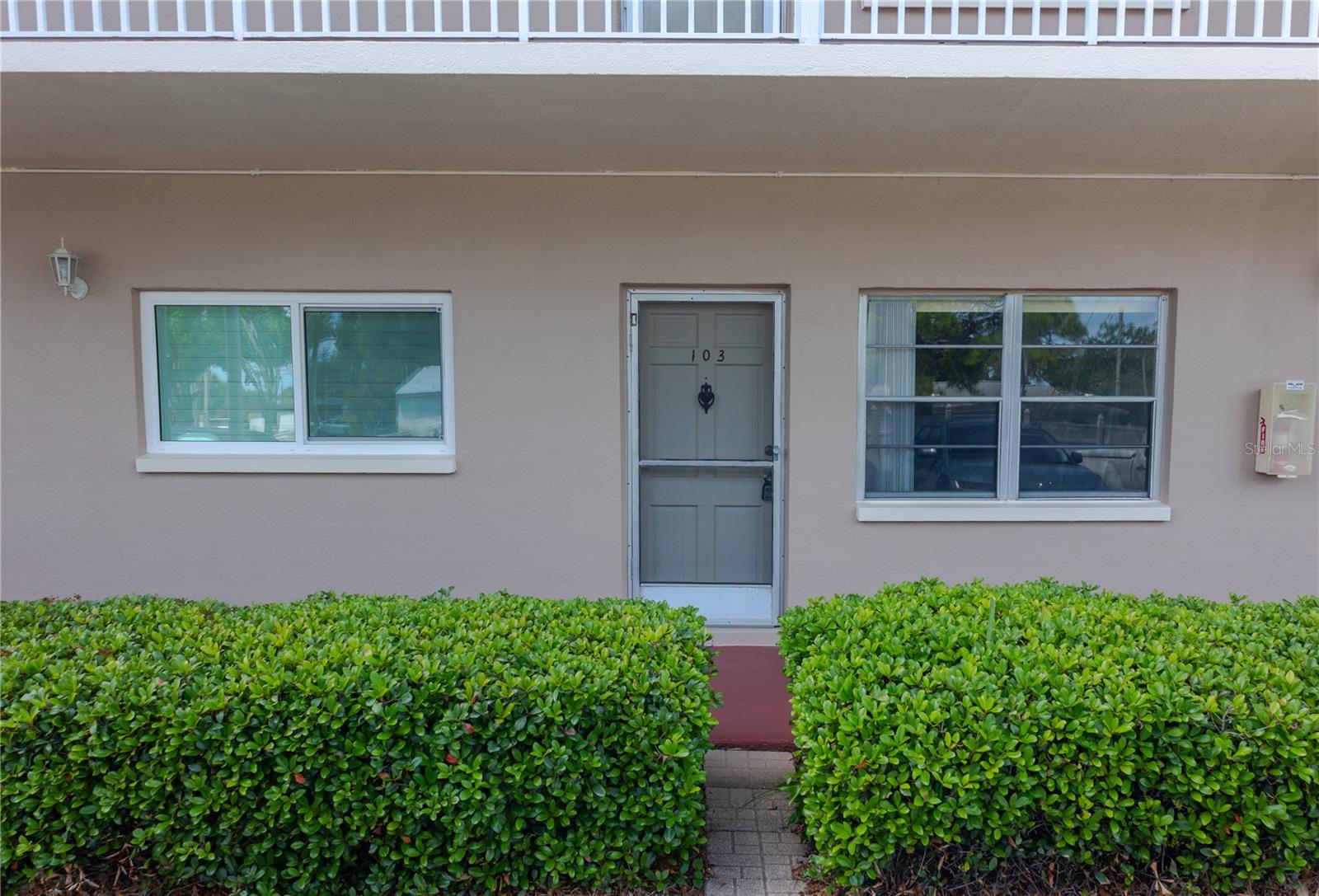 6645 1ST AVE N #103, ST PETERSBURG, FL
