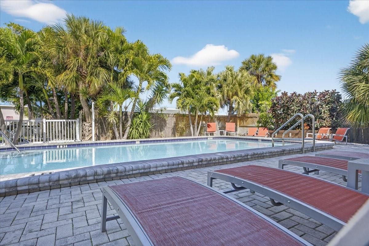 523 72ND AVE, ST PETE BEACH, FL — photo 9