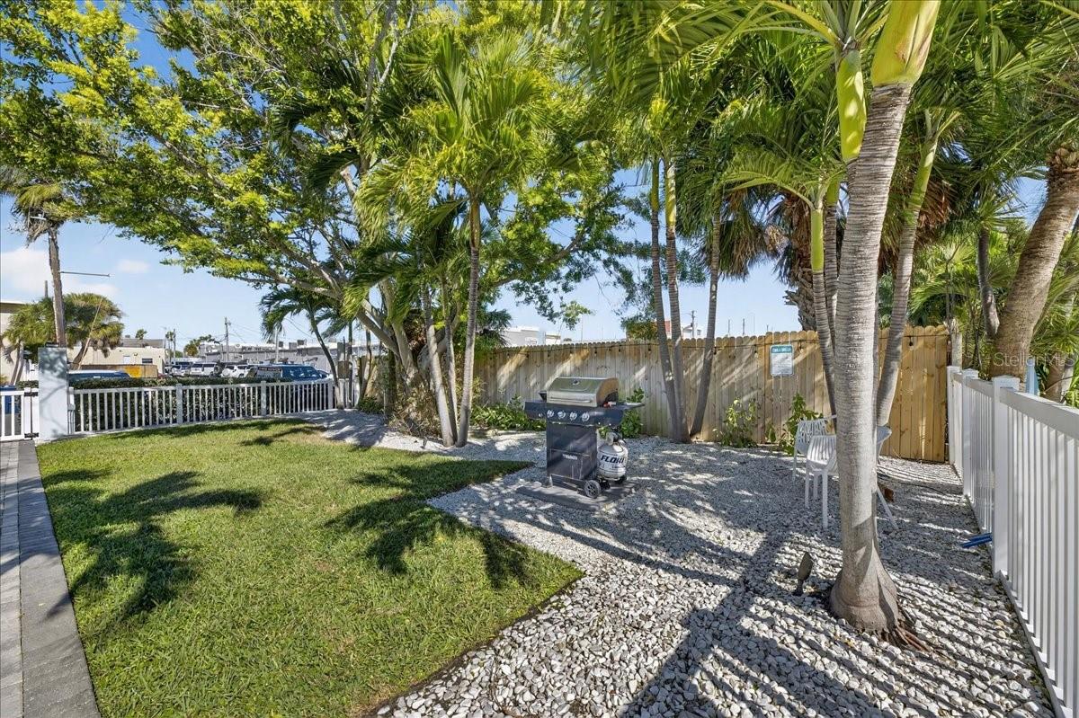 523 72ND AVE, ST PETE BEACH, FL — photo 21