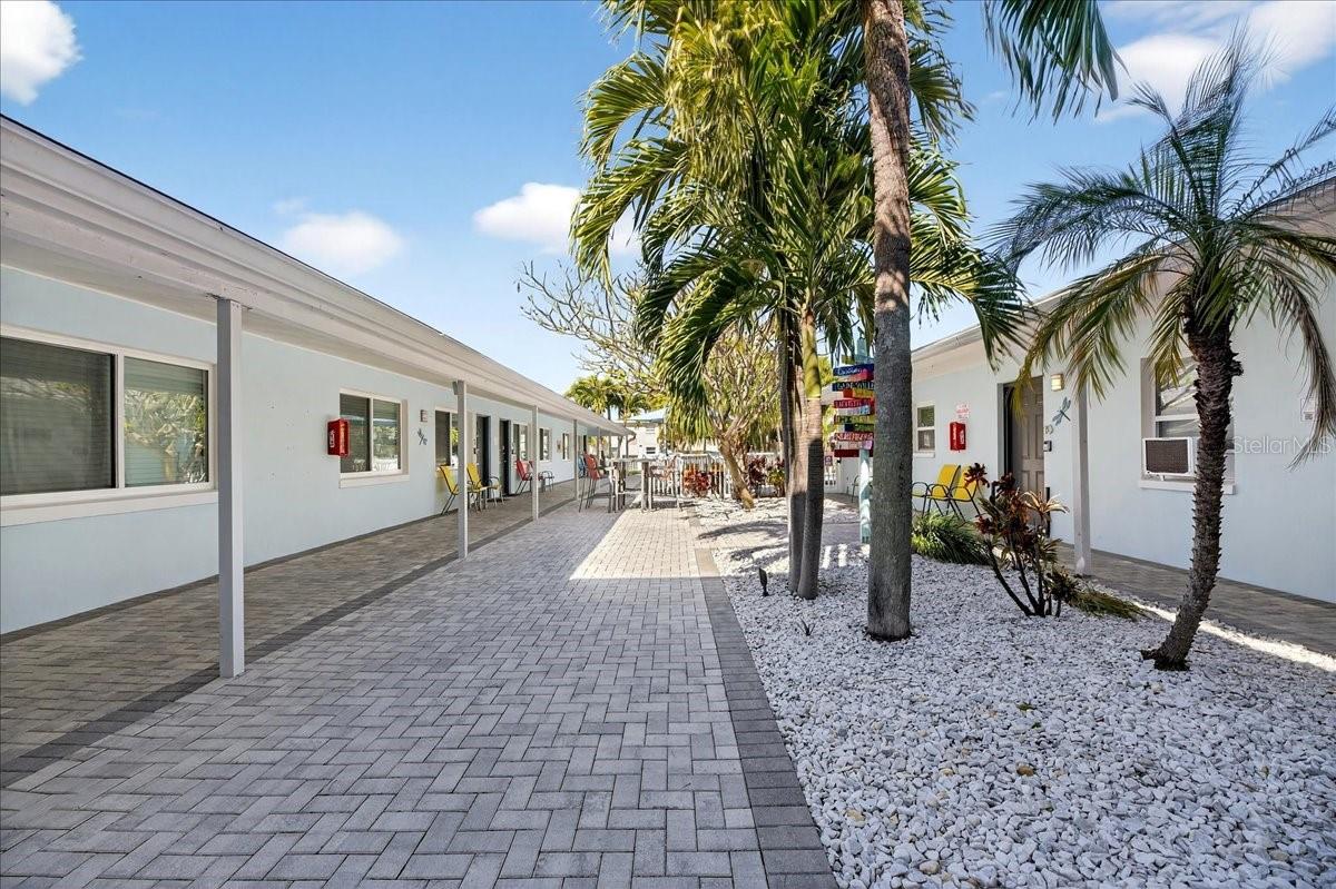 523 72ND AVE, ST PETE BEACH, FL — photo 30