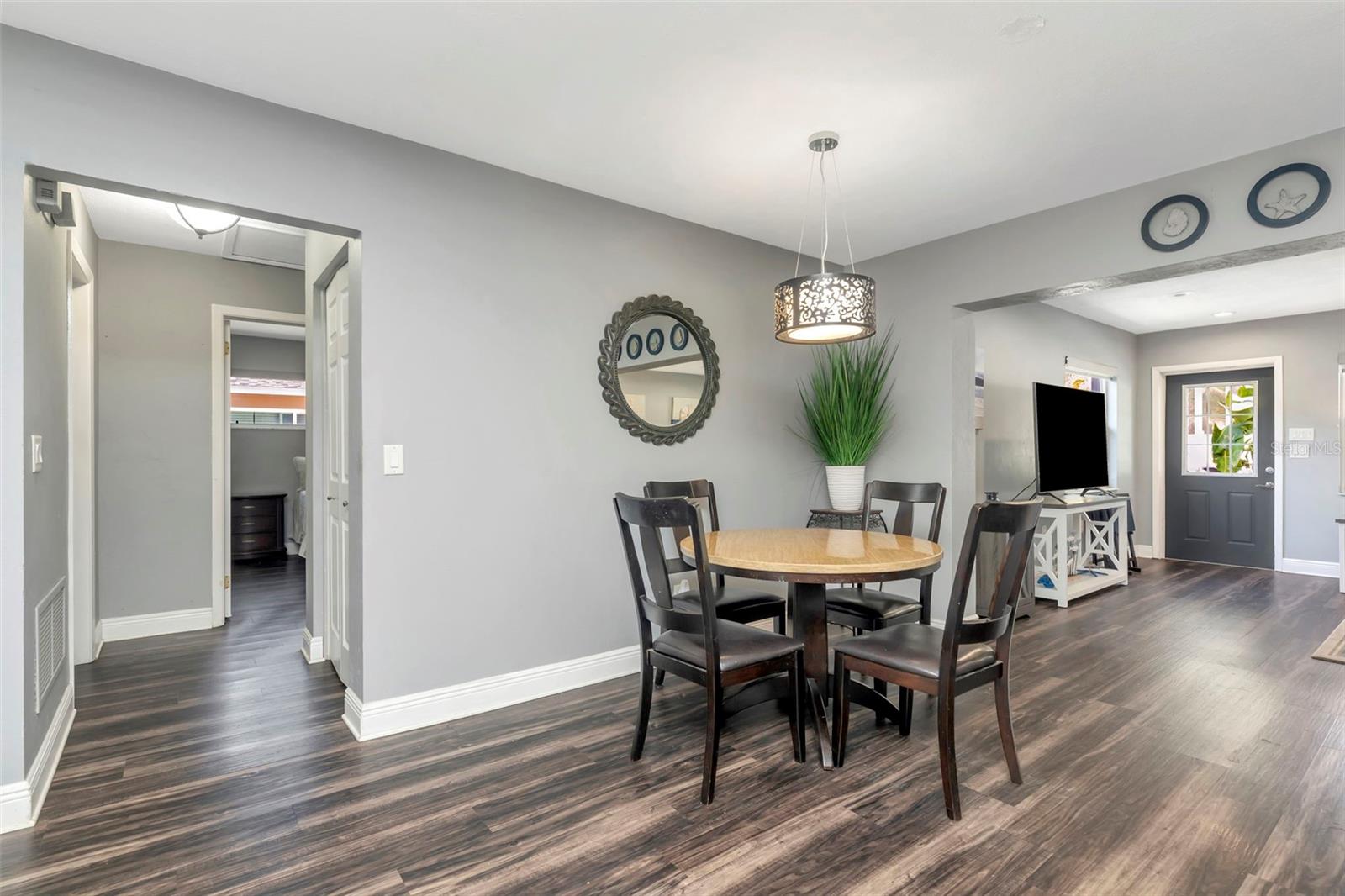 1424 STEWART BLVD, CLEARWATER, FL — photo 12
