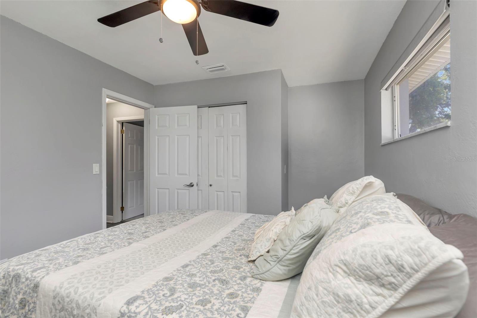 1424 STEWART BLVD, CLEARWATER, FL — photo 32