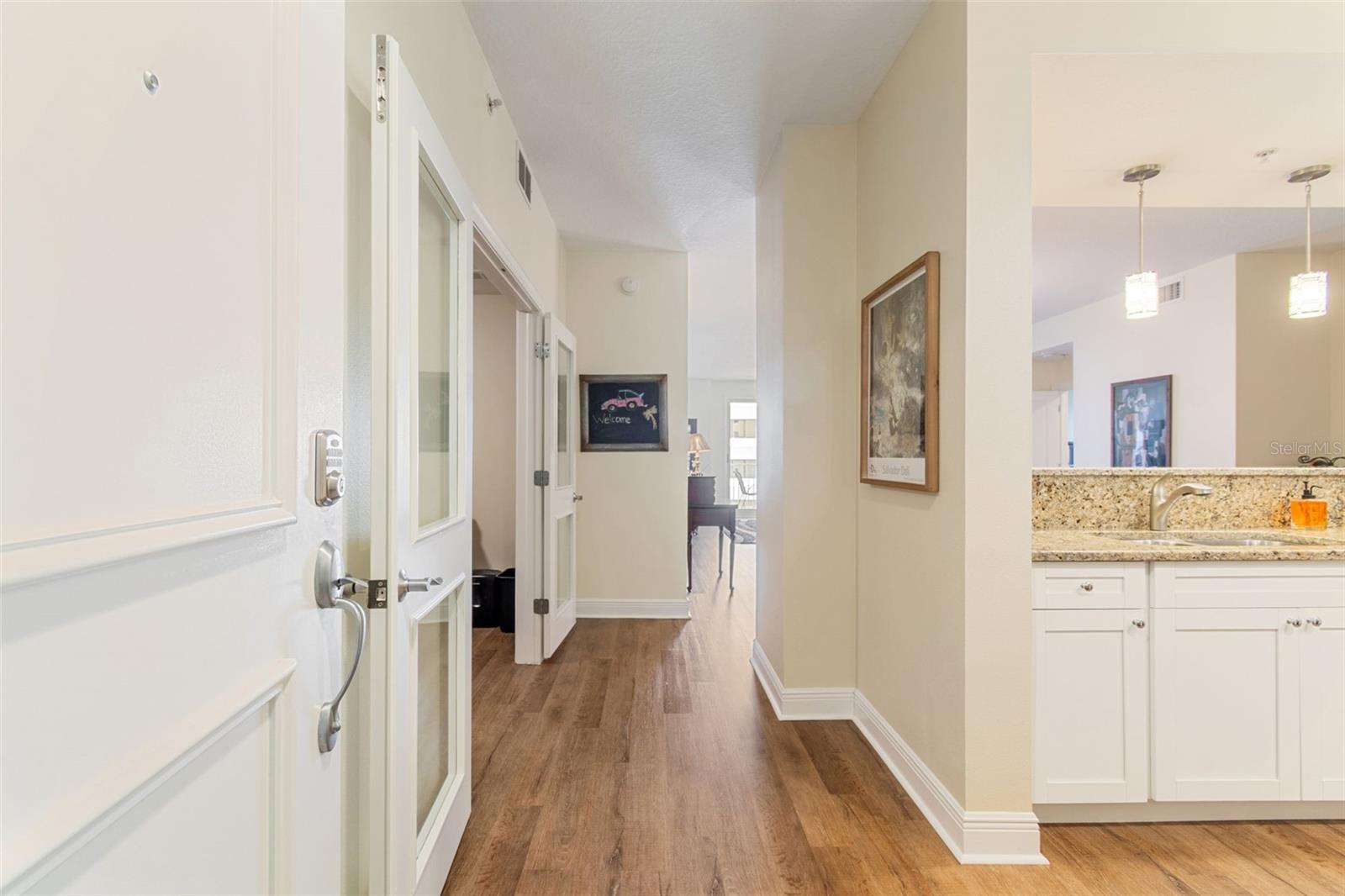 628 CLEVELAND ST #904, CLEARWATER, FL — photo 8