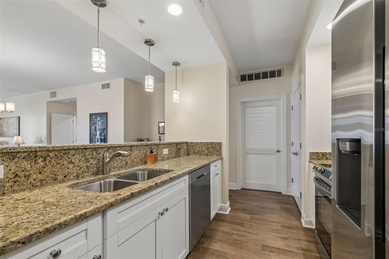 628 CLEVELAND ST #904, CLEARWATER, FL — photo 11