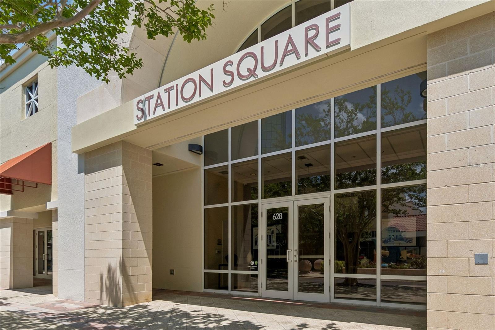 628 CLEVELAND ST #904, CLEARWATER, FL — photo 35