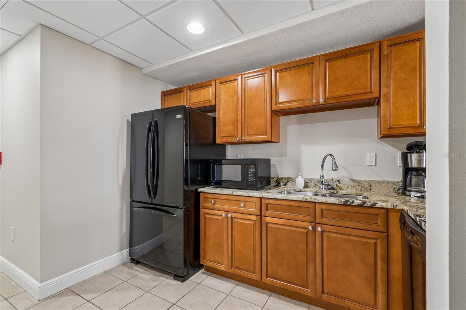 628 CLEVELAND ST #904, CLEARWATER, FL — photo 39