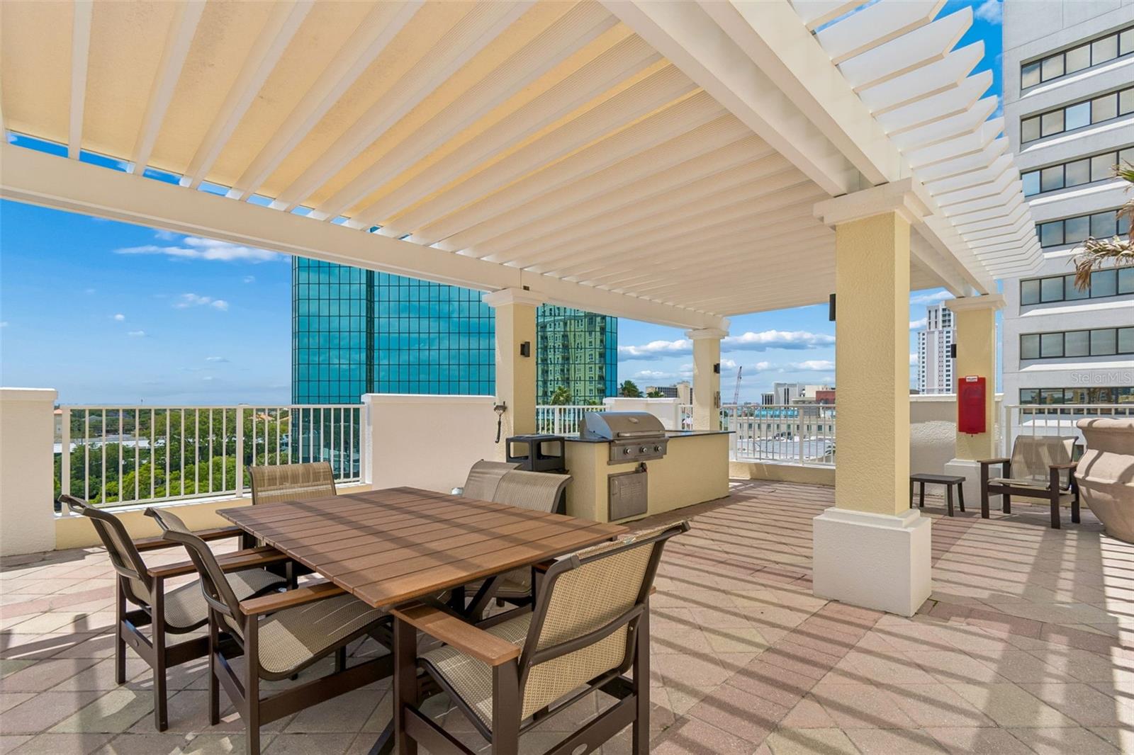 628 CLEVELAND ST #904, CLEARWATER, FL — photo 43
