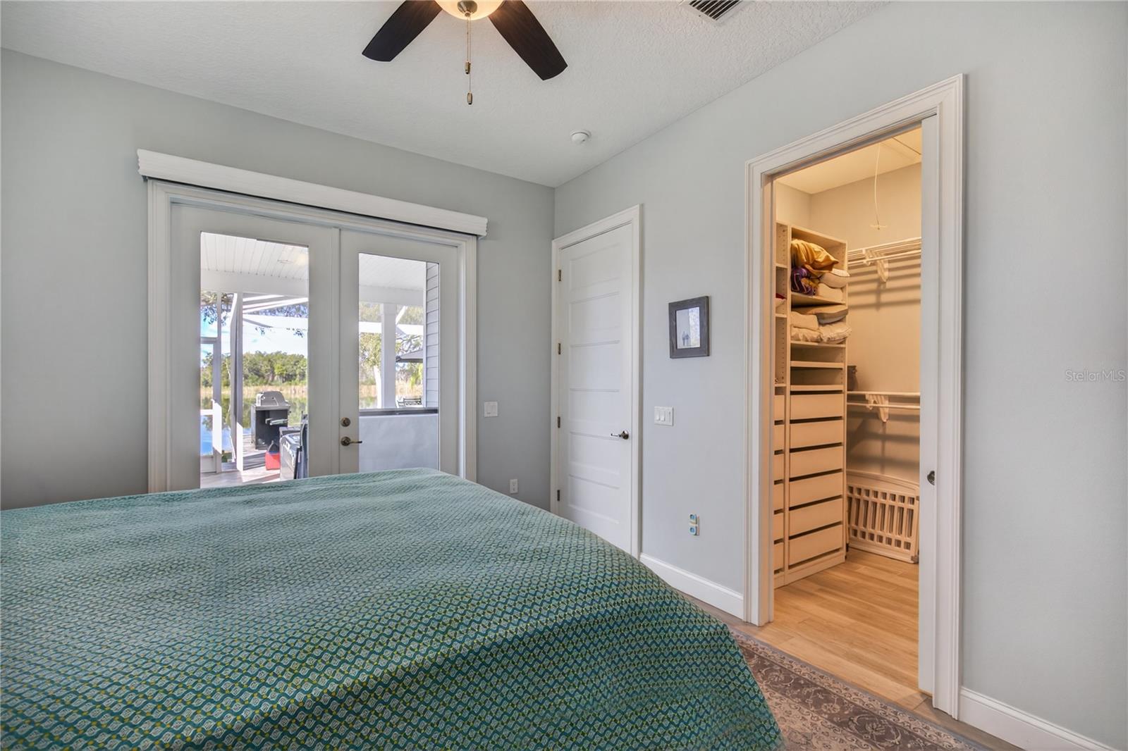 260 S CENTRAL AVE, UMATILLA, FL — photo 32