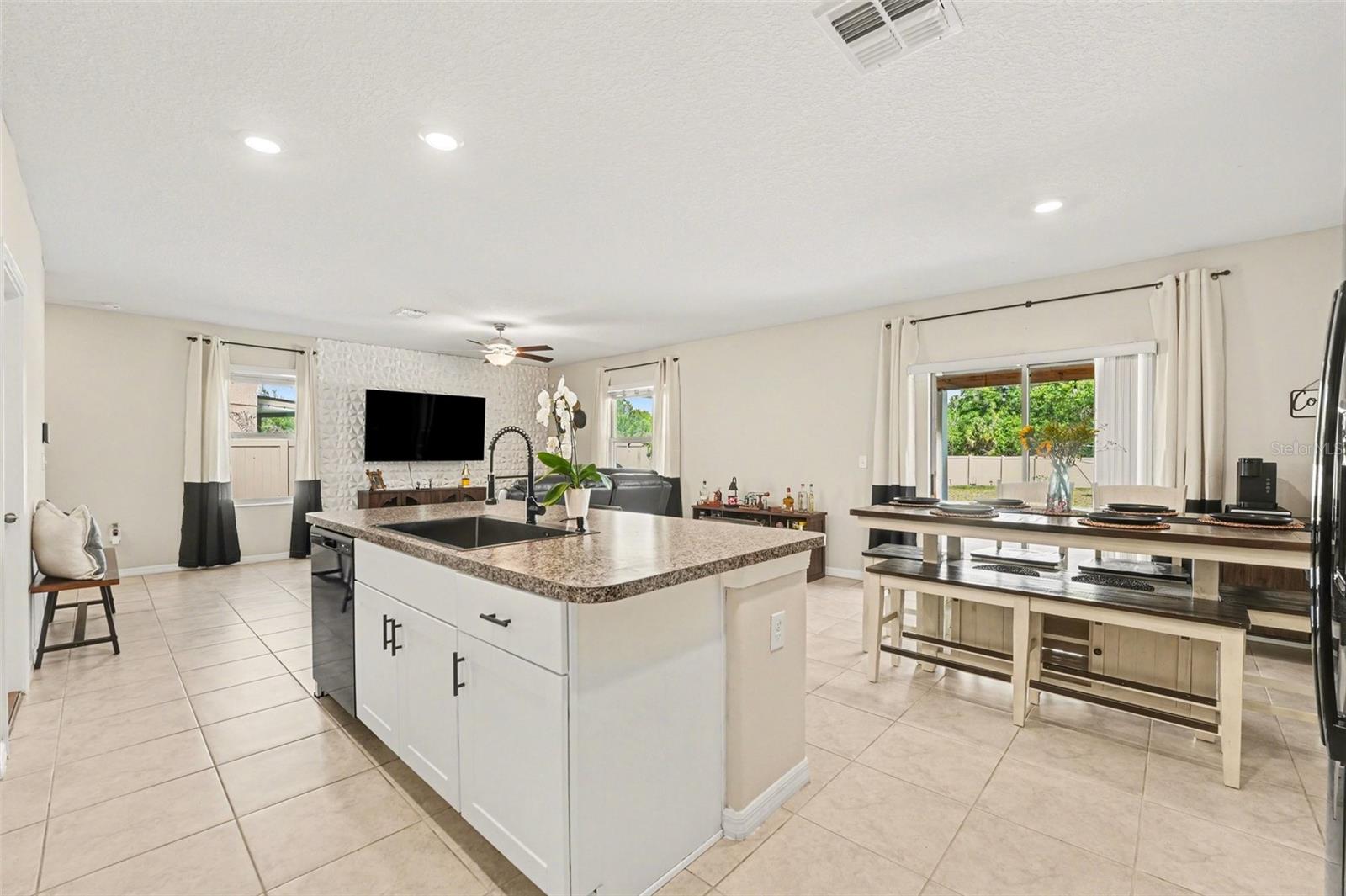 5067 SABLE CHIME DR, WIMAUMA, FL — photo 4