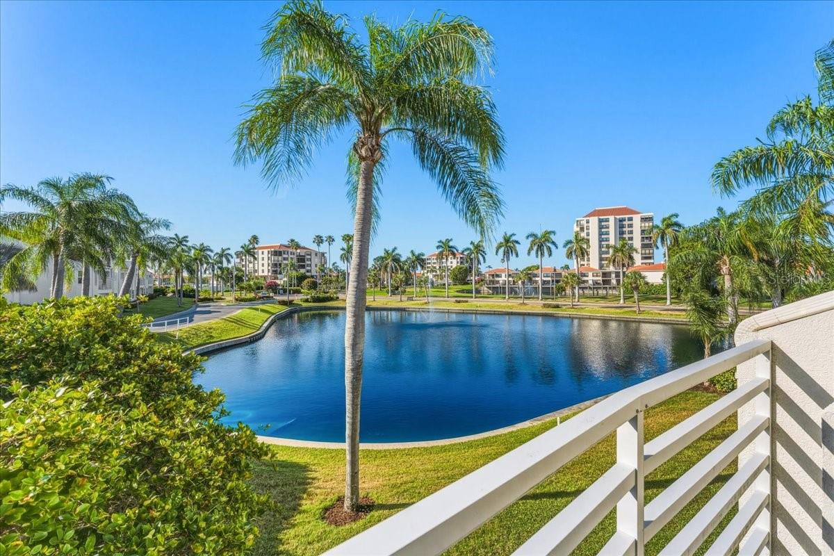 6061 BAHIA DEL MAR BLVD #207, ST PETERSBURG, FL
