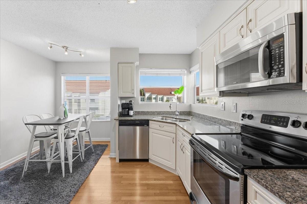 6061 BAHIA DEL MAR BLVD #207, ST PETERSBURG, FL — photo 3