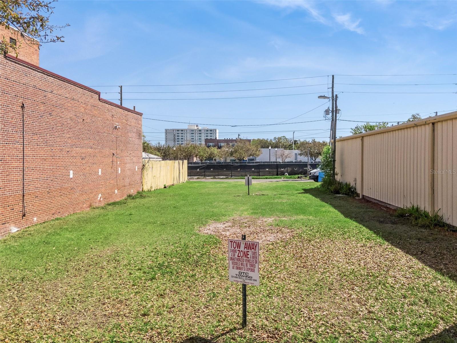 215 MAGNOLIA AVE, SANFORD, FL