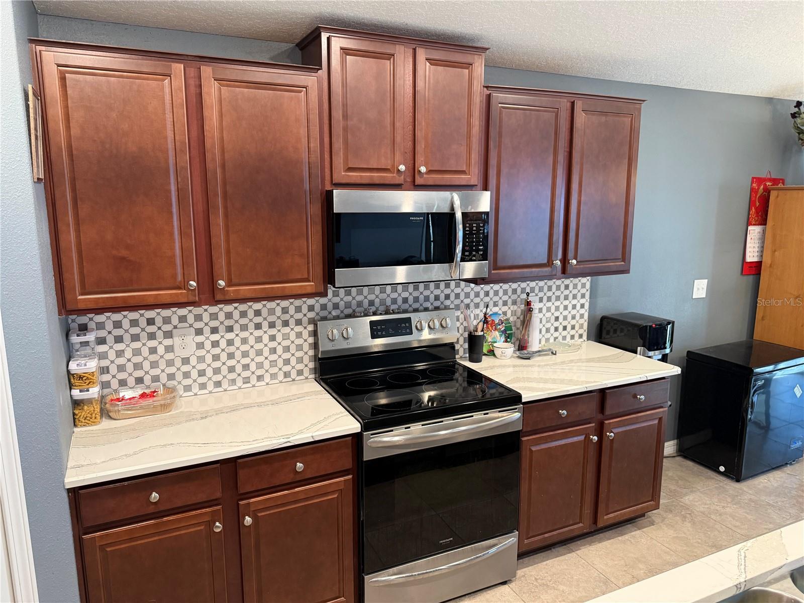 6629 WAGON TRAIL ST, ZEPHYRHILLS, FL — photo 4