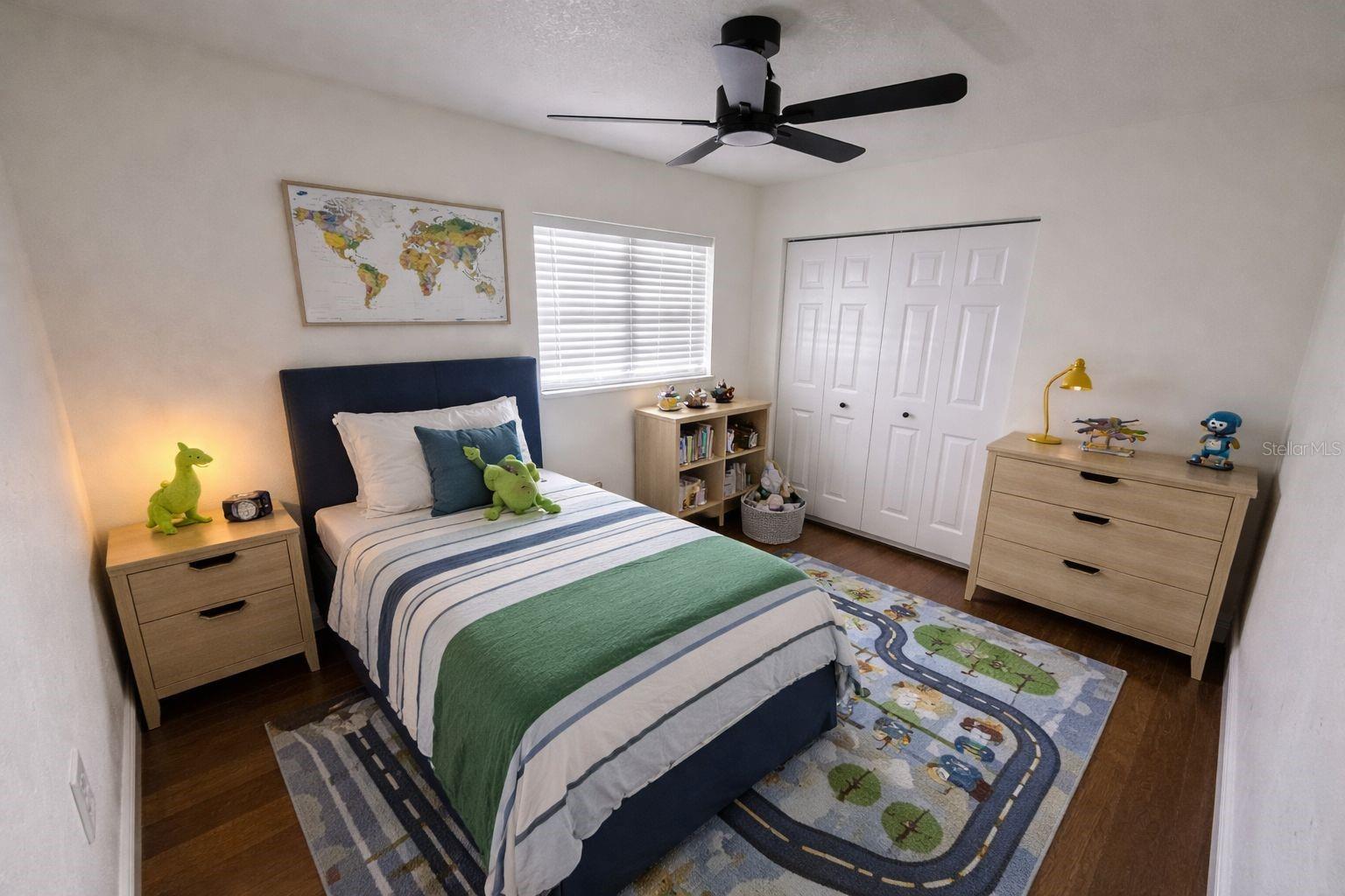 343 SHORE DR E, OLDSMAR, FL — photo 12