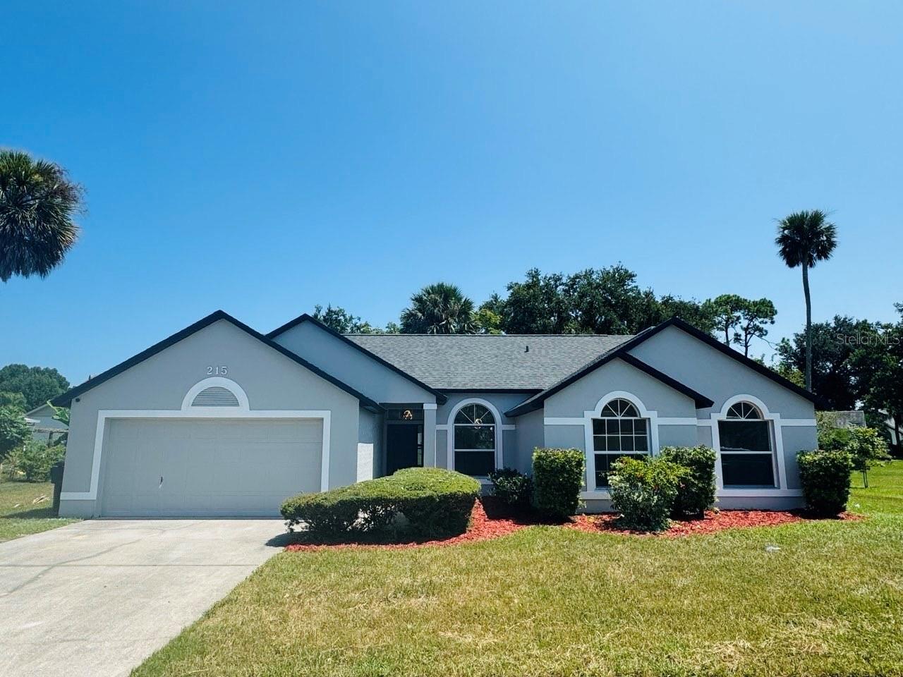 215 HOLLOWBROOK CIR, DAYTONA BEACH, FL