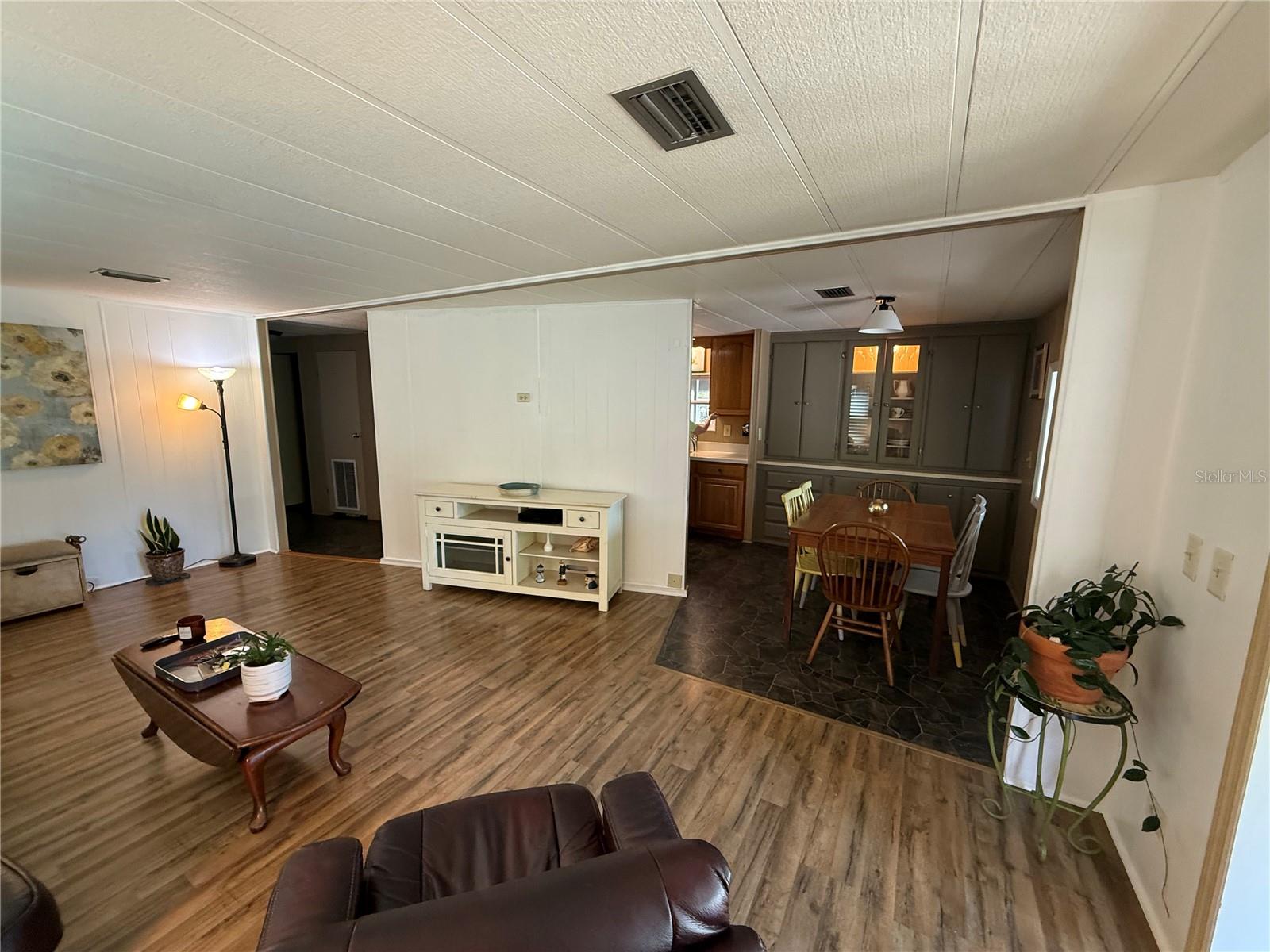 9 S BOBWHITE RD, WILDWOOD, FL — photo 11