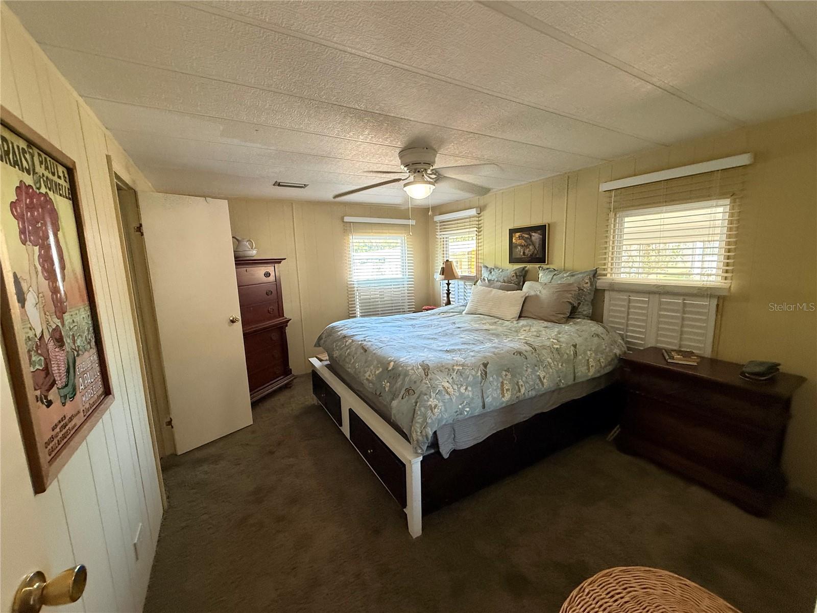 9 S BOBWHITE RD, WILDWOOD, FL — photo 13