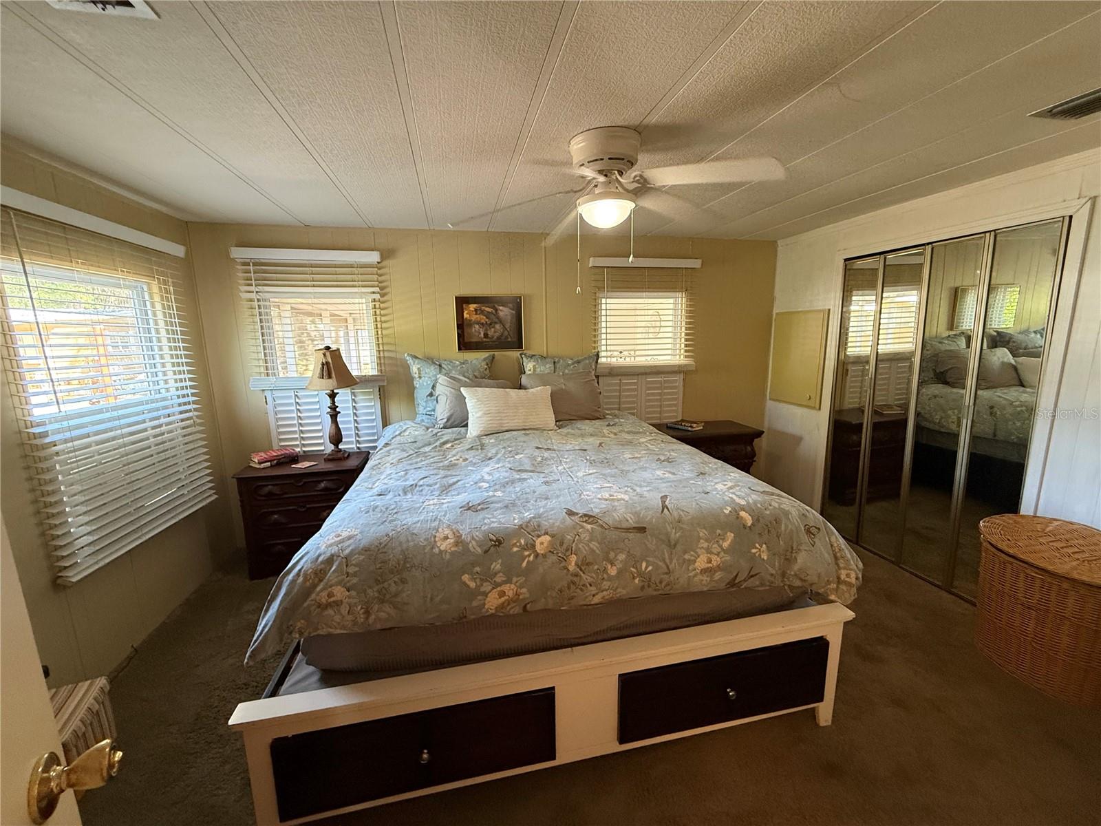 9 S BOBWHITE RD, WILDWOOD, FL — photo 15