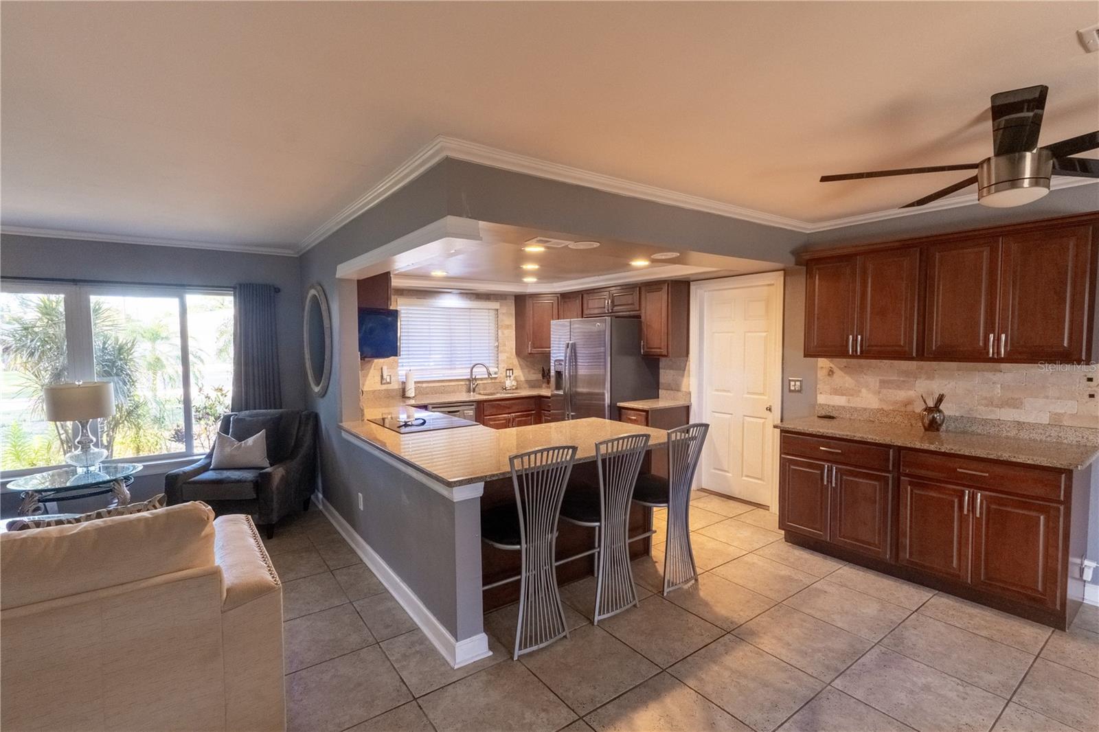 33 SOUTHWIND DR, BELLEAIR BLUFFS, FL — photo 9