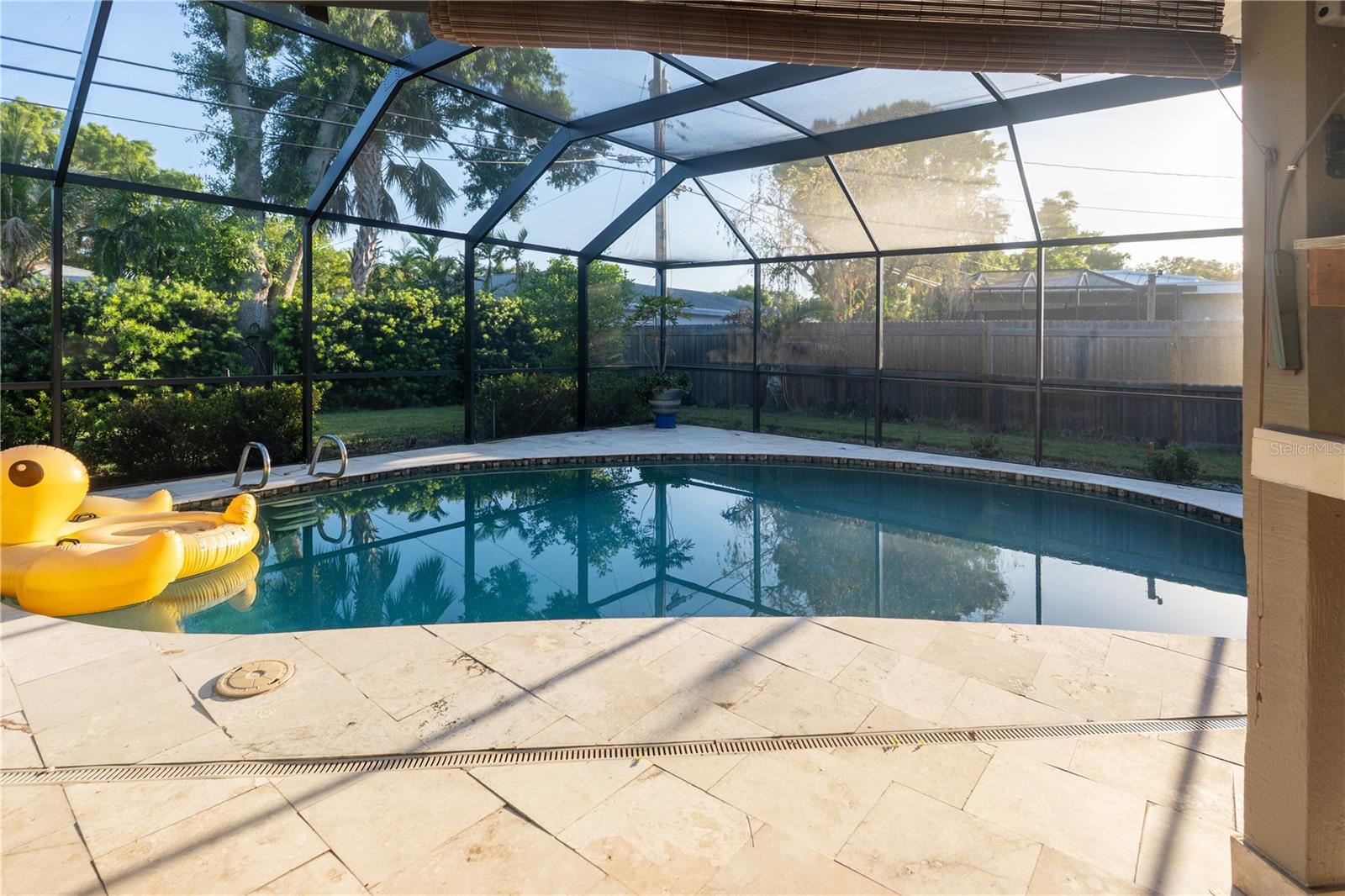 33 SOUTHWIND DR, BELLEAIR BLUFFS, FL — photo 2