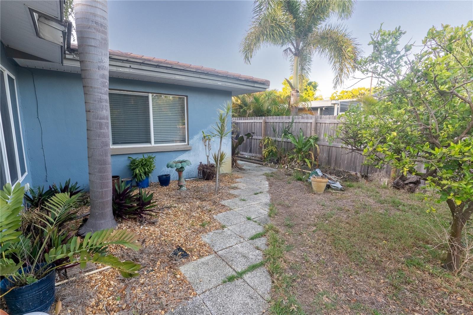 33 SOUTHWIND DR, BELLEAIR BLUFFS, FL — photo 46