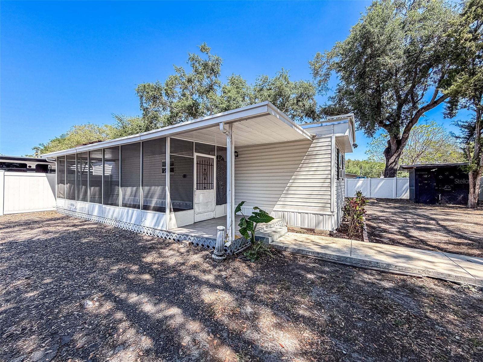 5807 BARRY LN, TAMPA, FL — photo 27