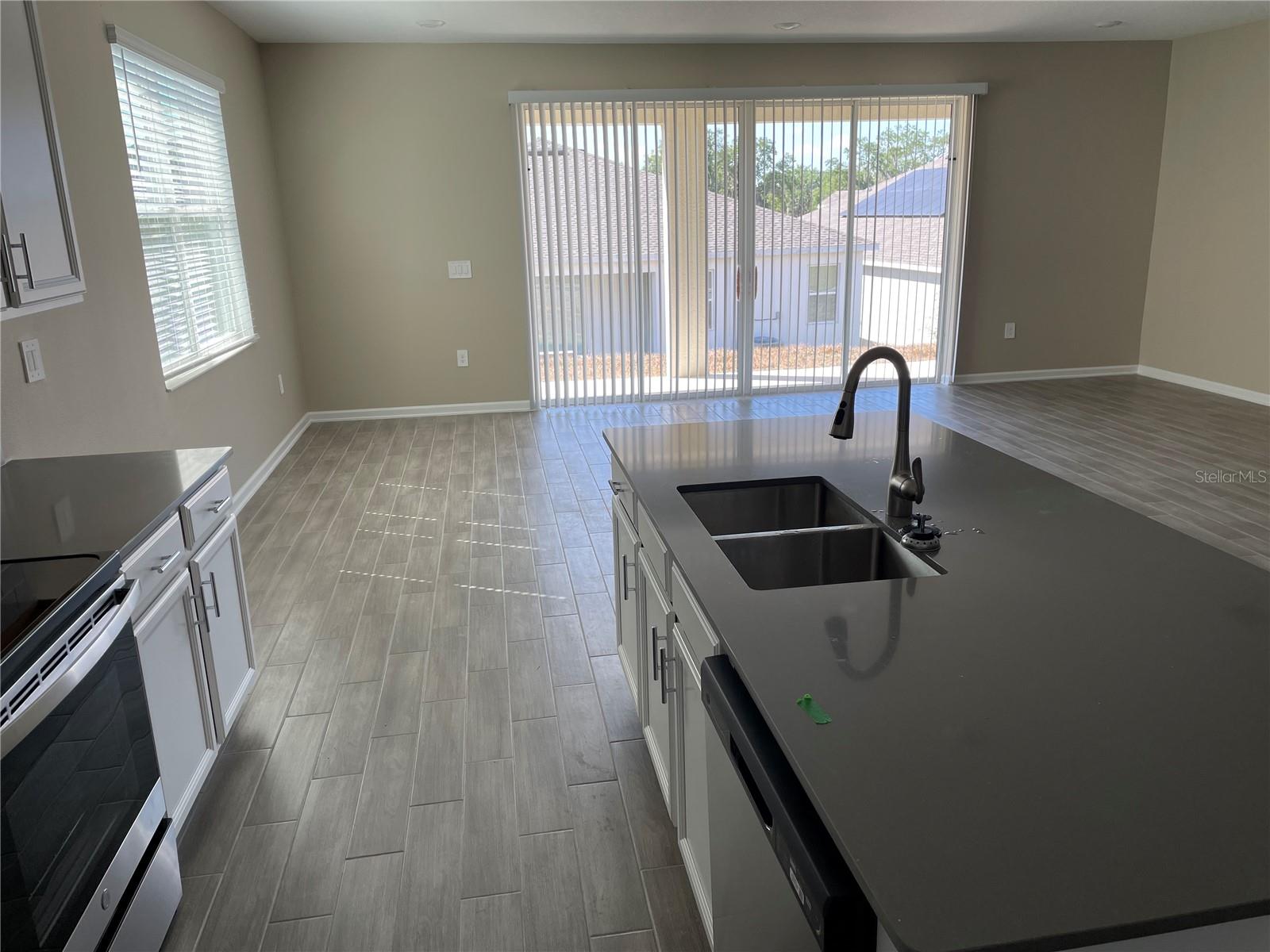 6805 PERCH HAMMOCK LOOP, GROVELAND, FL — photo 25