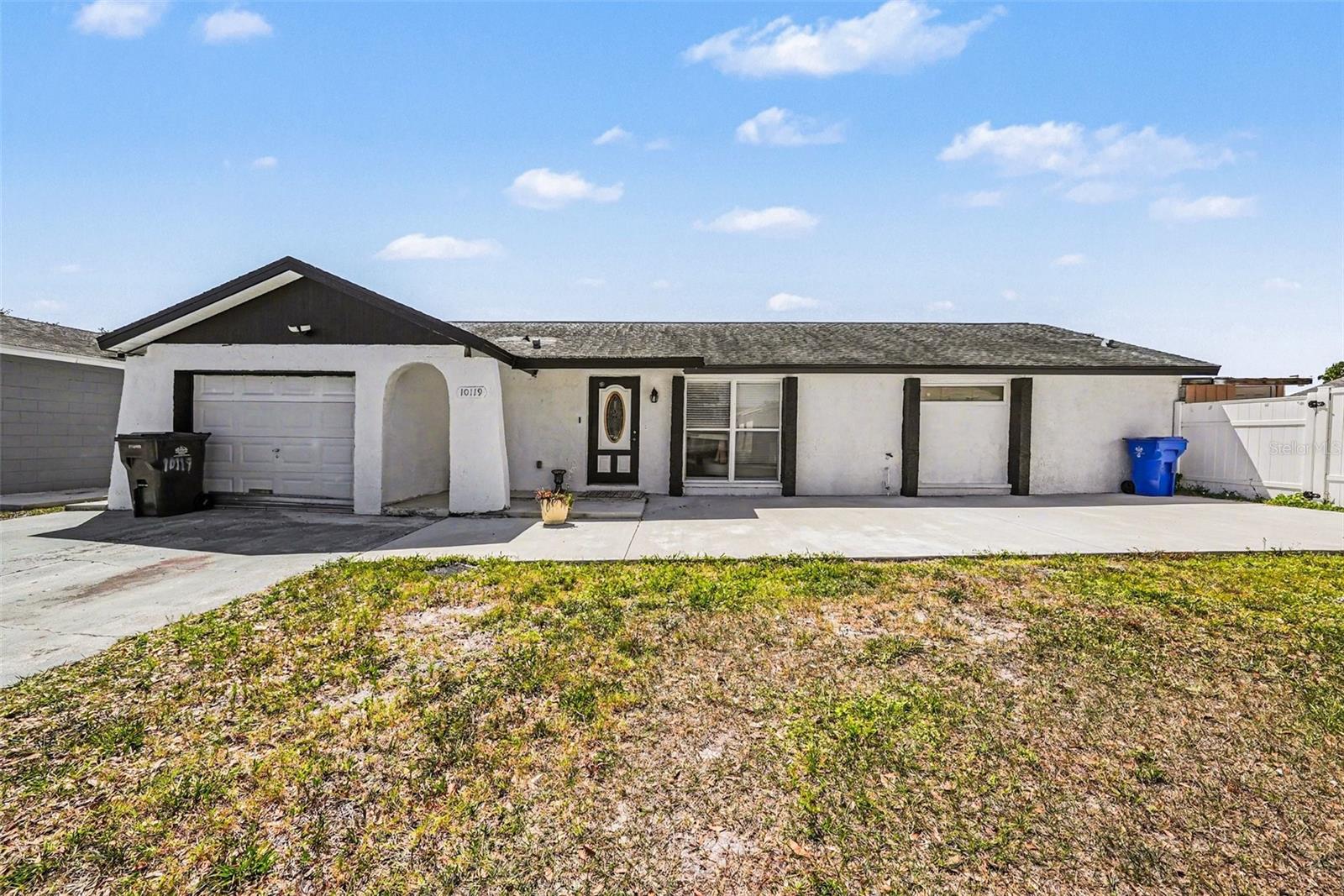 10119 CHIMNEY HILL CT, TAMPA, FL — photo 25