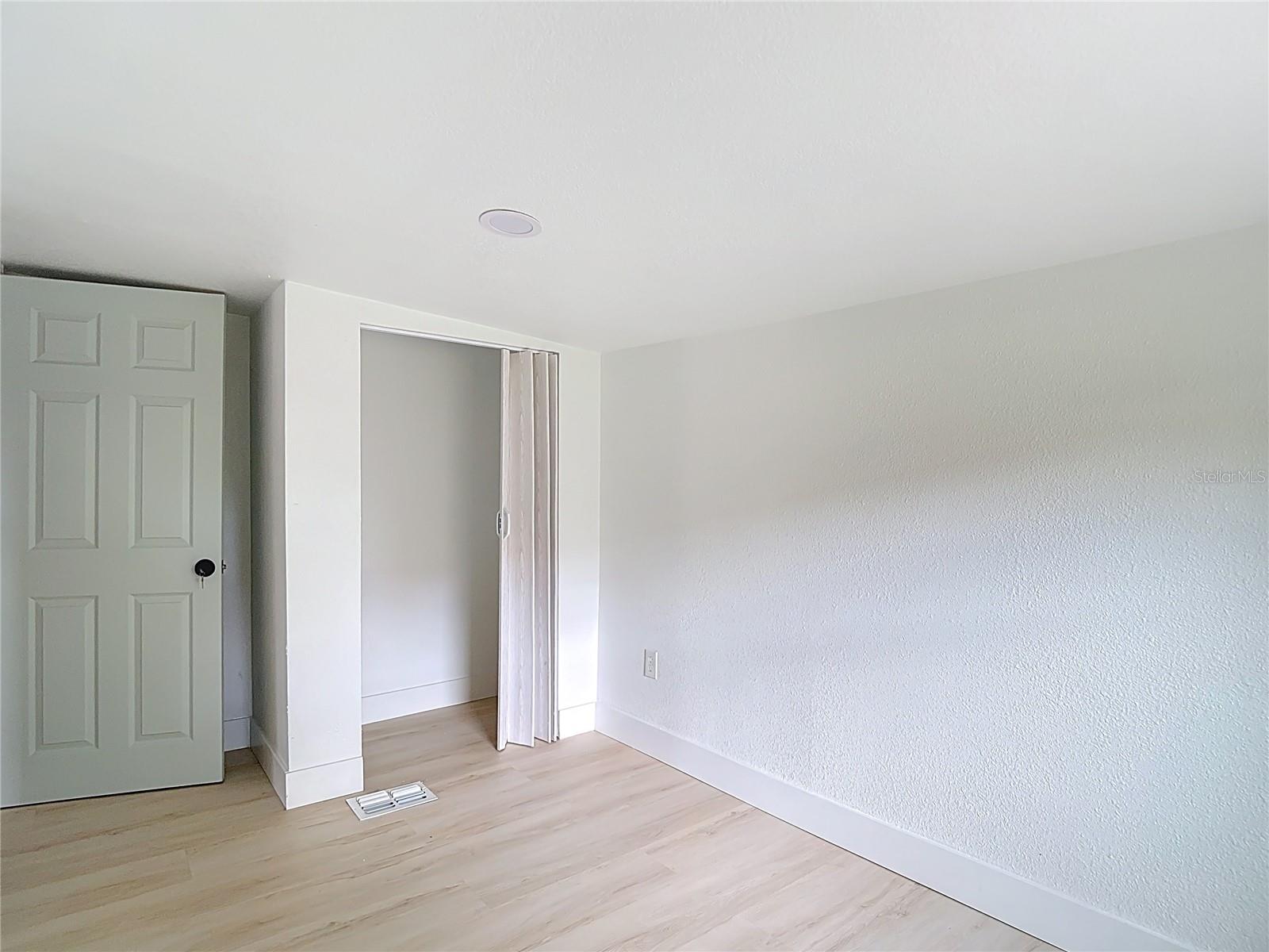 9219 N 13TH ST, TAMPA, FL — photo 21