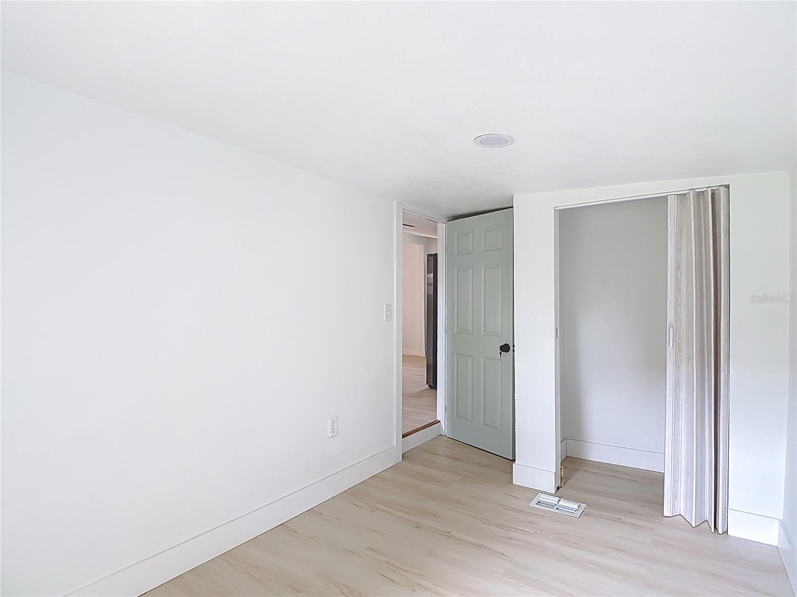 9219 N 13TH ST, TAMPA, FL — photo 22