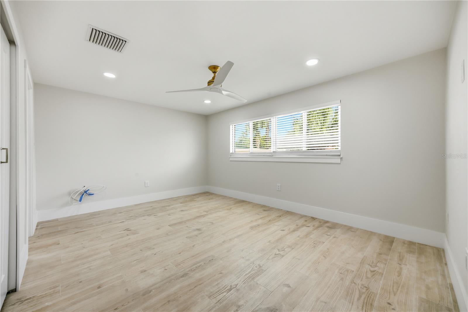 1301 62ND TER S, ST PETERSBURG, FL — photo 6