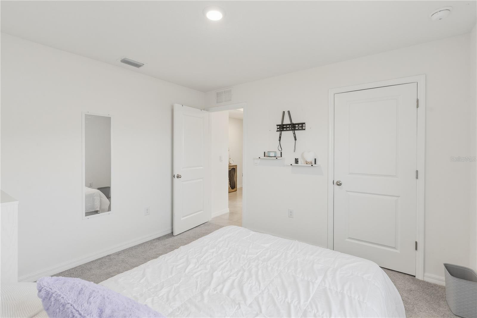 2114 NW 246TH TER, NEWBERRY, FL — photo 24