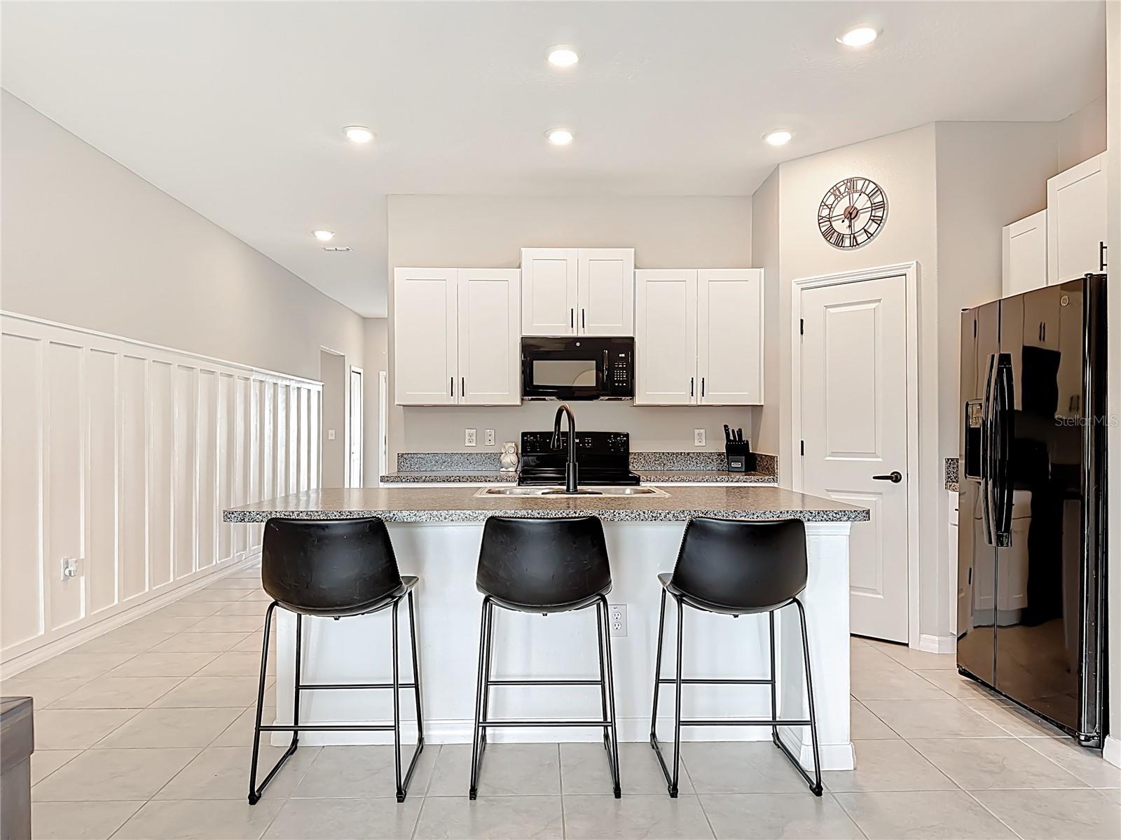 4449 ETERNAL PRINCE DR, SUN CITY CENTER, FL — photo 9