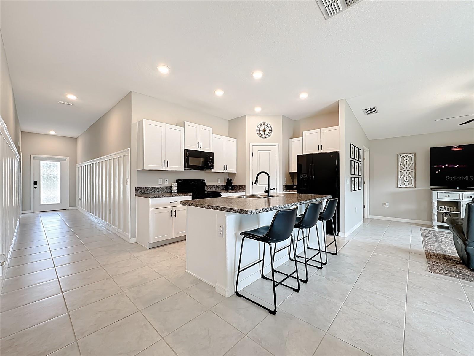 4449 ETERNAL PRINCE DR, SUN CITY CENTER, FL — photo 11