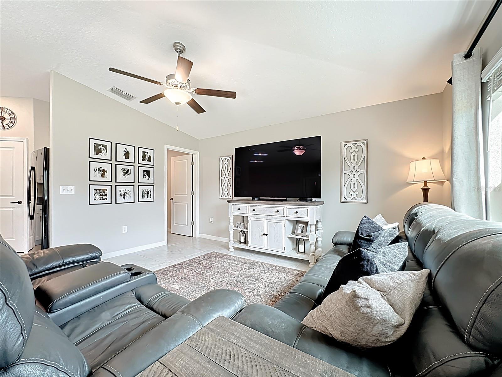4449 ETERNAL PRINCE DR, SUN CITY CENTER, FL — photo 17