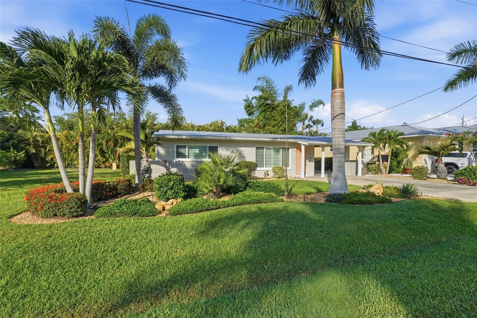 415 HARVEY ST, PUNTA GORDA, FL — photo 2
