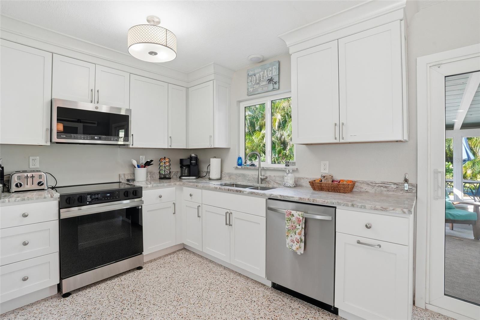 415 HARVEY ST, PUNTA GORDA, FL — photo 14