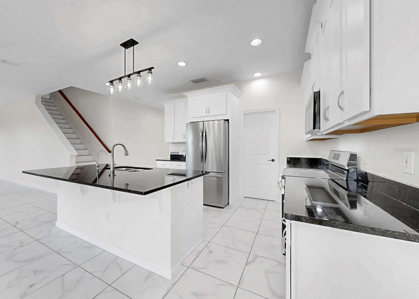 12317 BAY ESTUARY BND, RIVERVIEW, FL — photo 14
