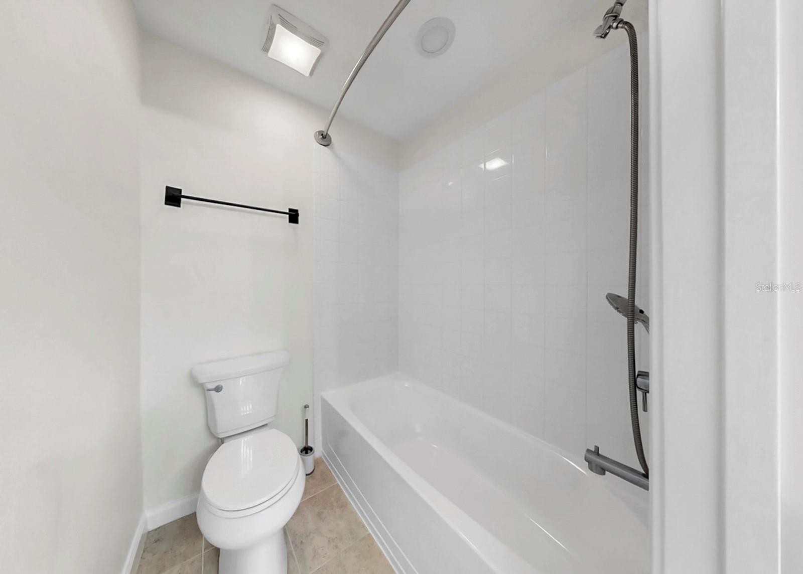 12317 BAY ESTUARY BND, RIVERVIEW, FL — photo 46
