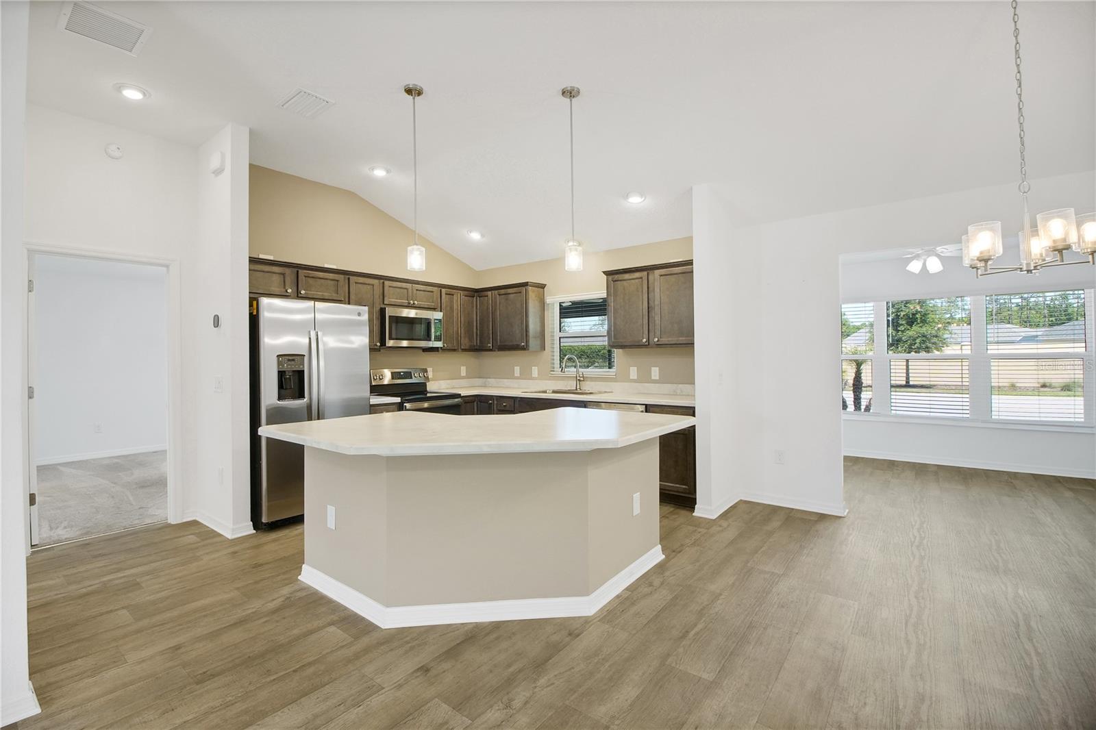 4151 BALCHARAN TER, THE VILLAGES, FL — photo 9