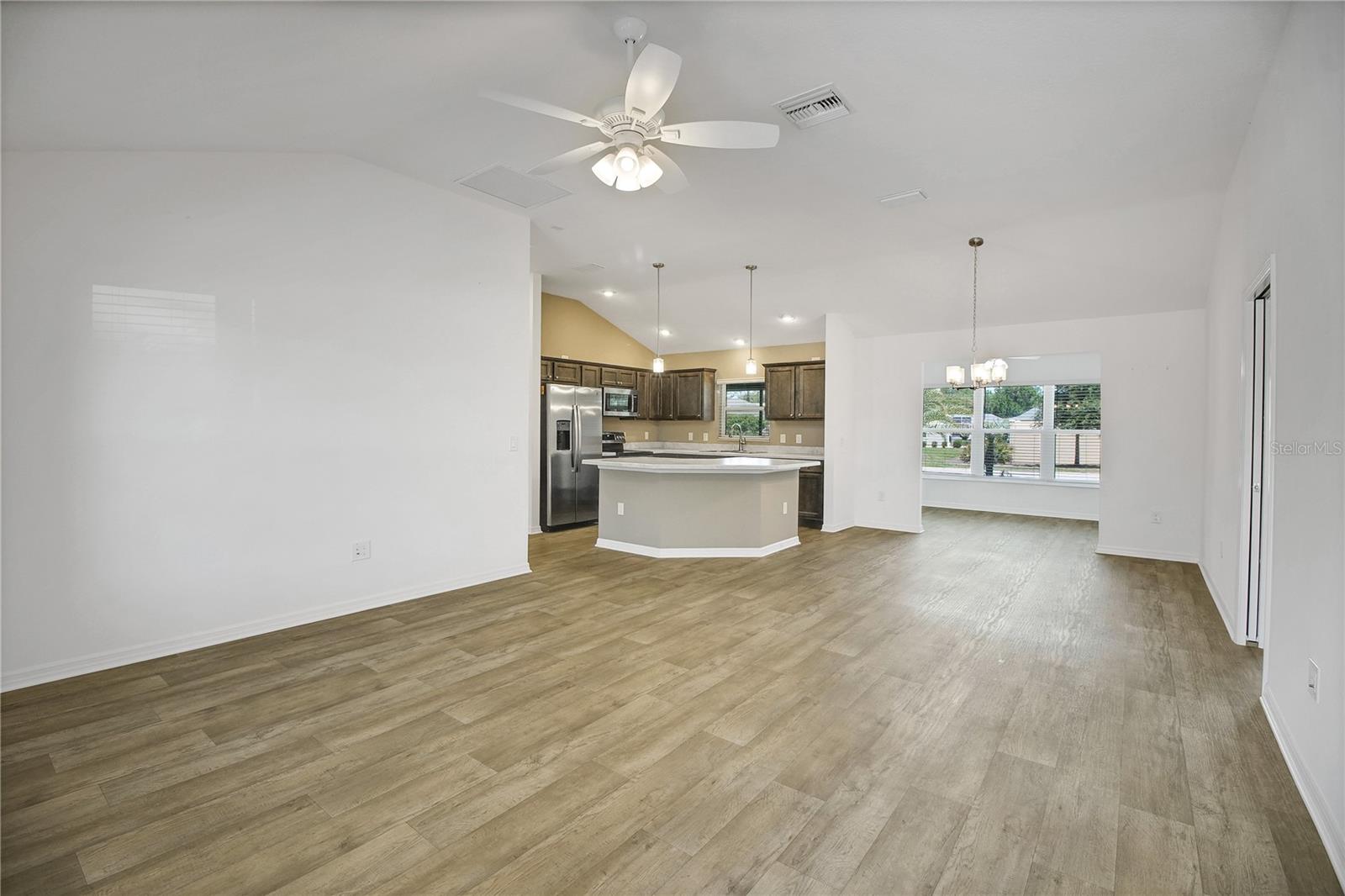 4151 BALCHARAN TER, THE VILLAGES, FL — photo 29