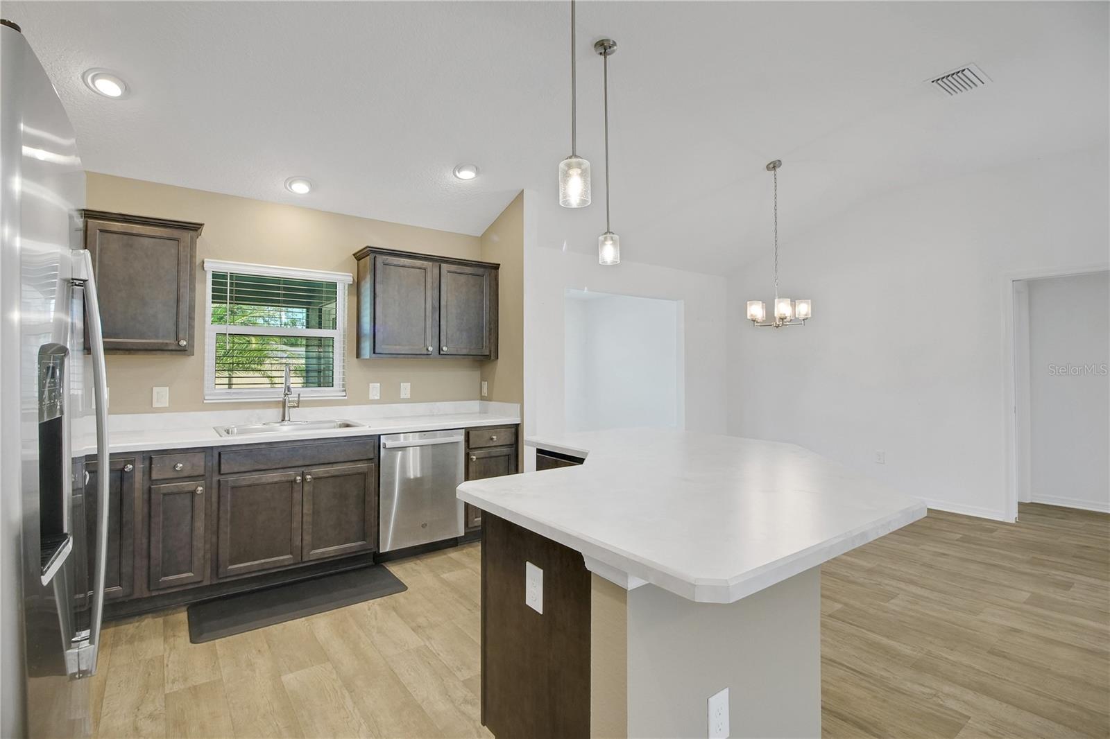 4151 BALCHARAN TER, THE VILLAGES, FL — photo 39