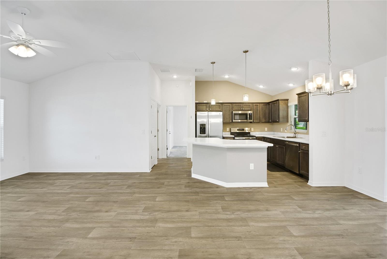 4151 BALCHARAN TER, THE VILLAGES, FL — photo 40