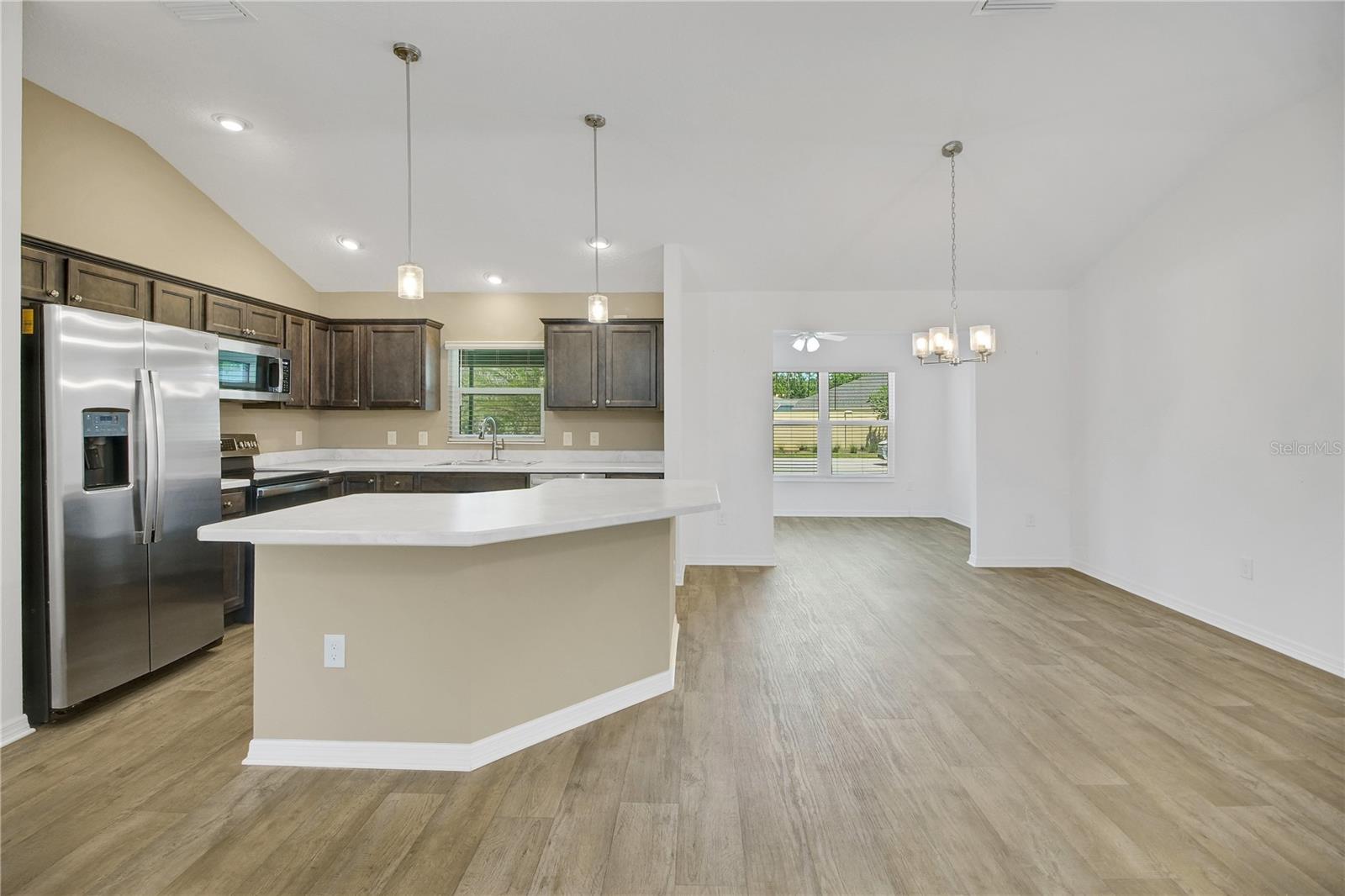 4151 BALCHARAN TER, THE VILLAGES, FL — photo 49