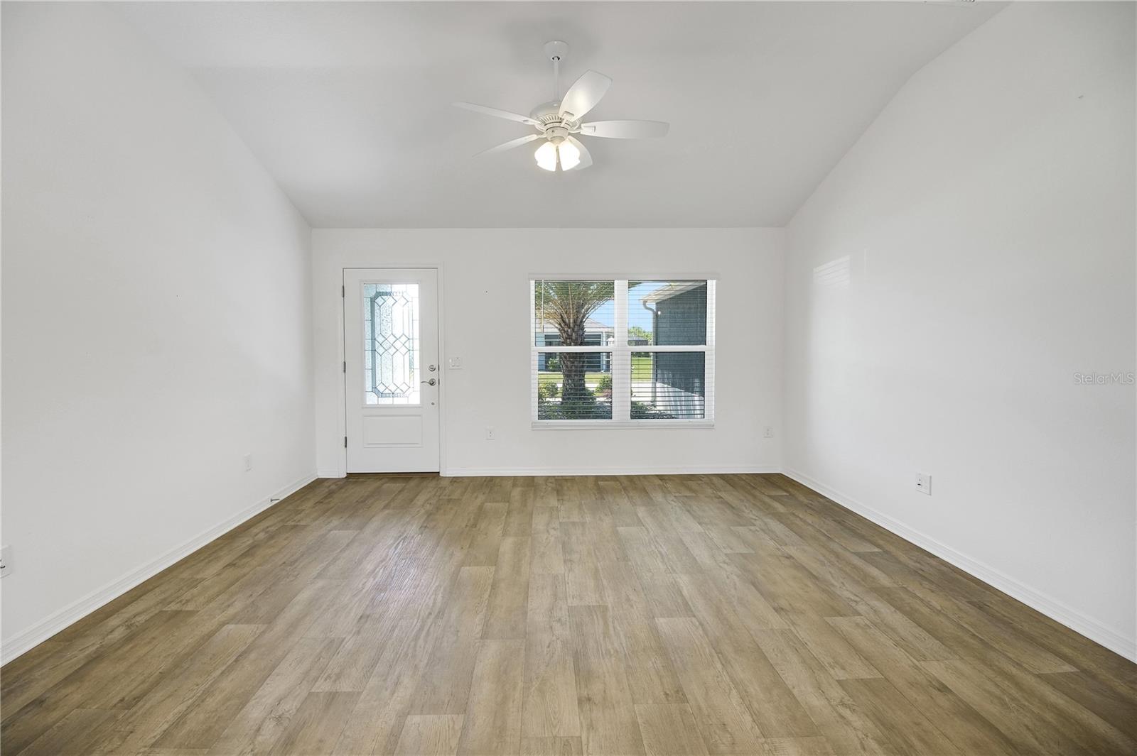 4151 BALCHARAN TER, THE VILLAGES, FL — photo 31
