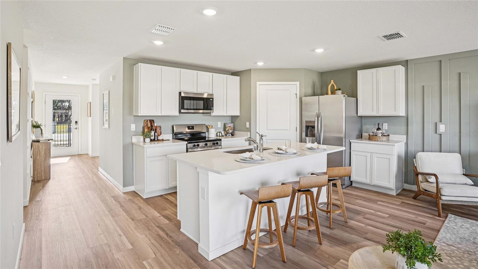 4688 KONA CIR, SPRING HILL, FL — photo 2