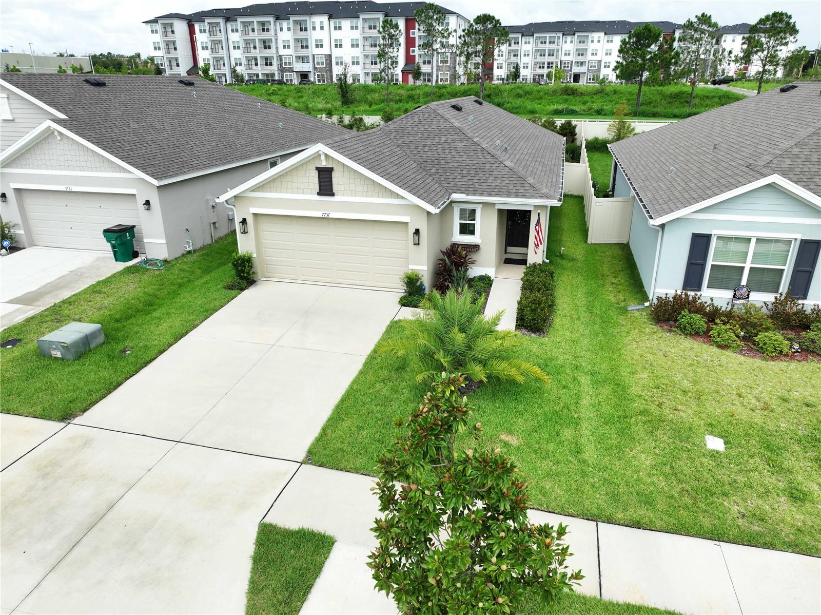 7737 SAIL CLOVER LN, ZEPHYRHILLS, FL — photo 3
